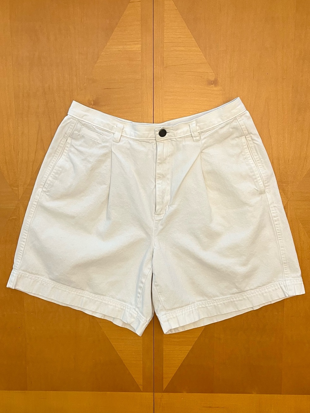 Liz Claiborne Lizwear 100% Cotton Denim Jean Shorts Off White Size 14